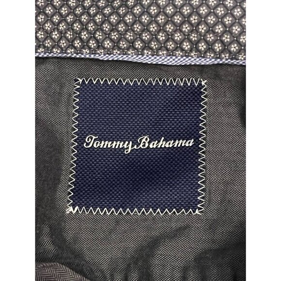 Tommy Bahama Mens Long Sleeve Button-Up Shirt Size L Grey Herringbone Pattern Wi - Picture 8 of 11